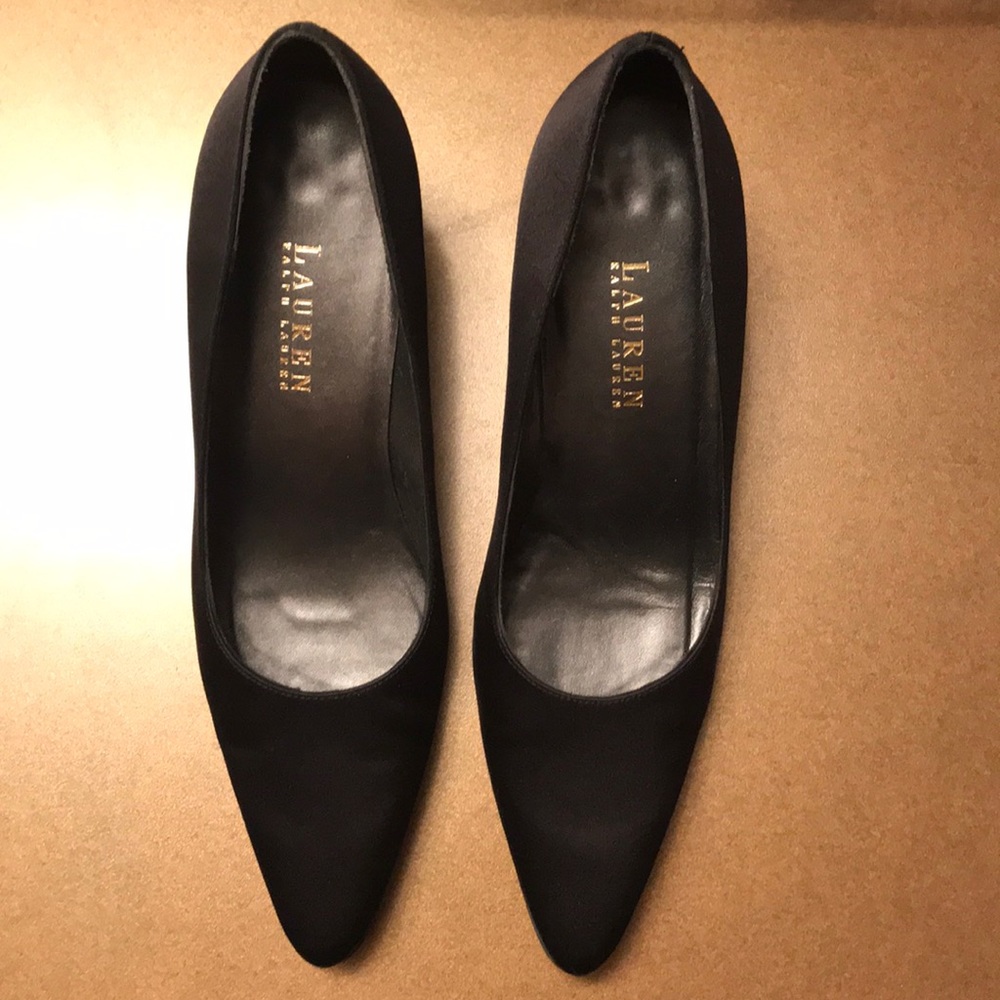 Ralph Lauren size 8.5 black satin never worn - Picture 2 of 3